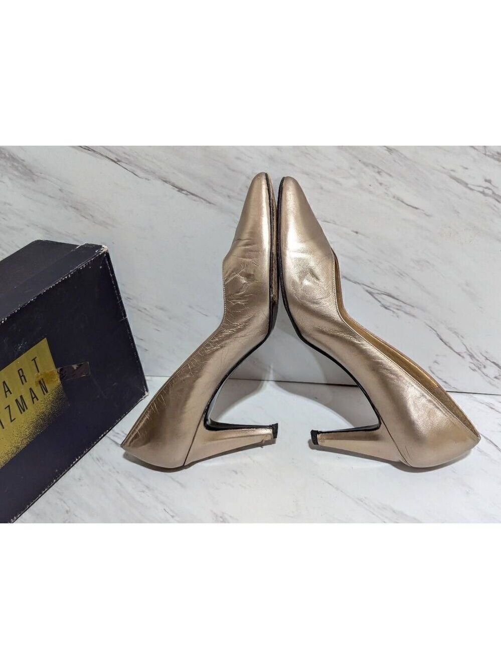 Stuart Weitzman Vintage Women's Matte Metallic Gold Slip-On Heel 3" Size 8.5 - Picture 3 of 9
